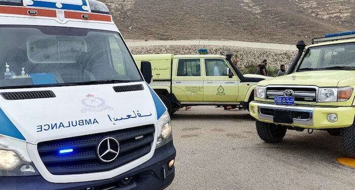 3 of family rescued from sea, more stlll missing