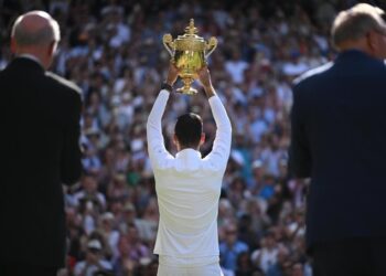Novak Djokovic beats Nick Kyrgios to win Wimbledon title