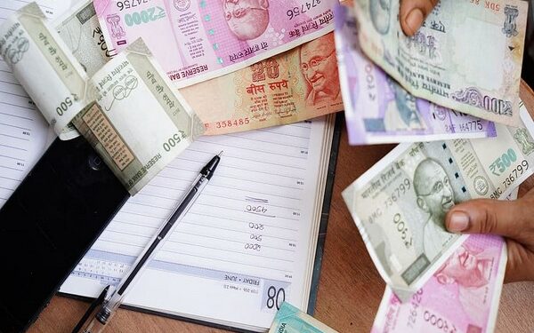 Rupee slumps against US dollar, exchange rate per Omani Rial rises