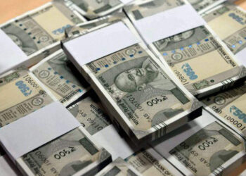 Hold on to your Omani Rials, Indian Rupee value down, may dip further