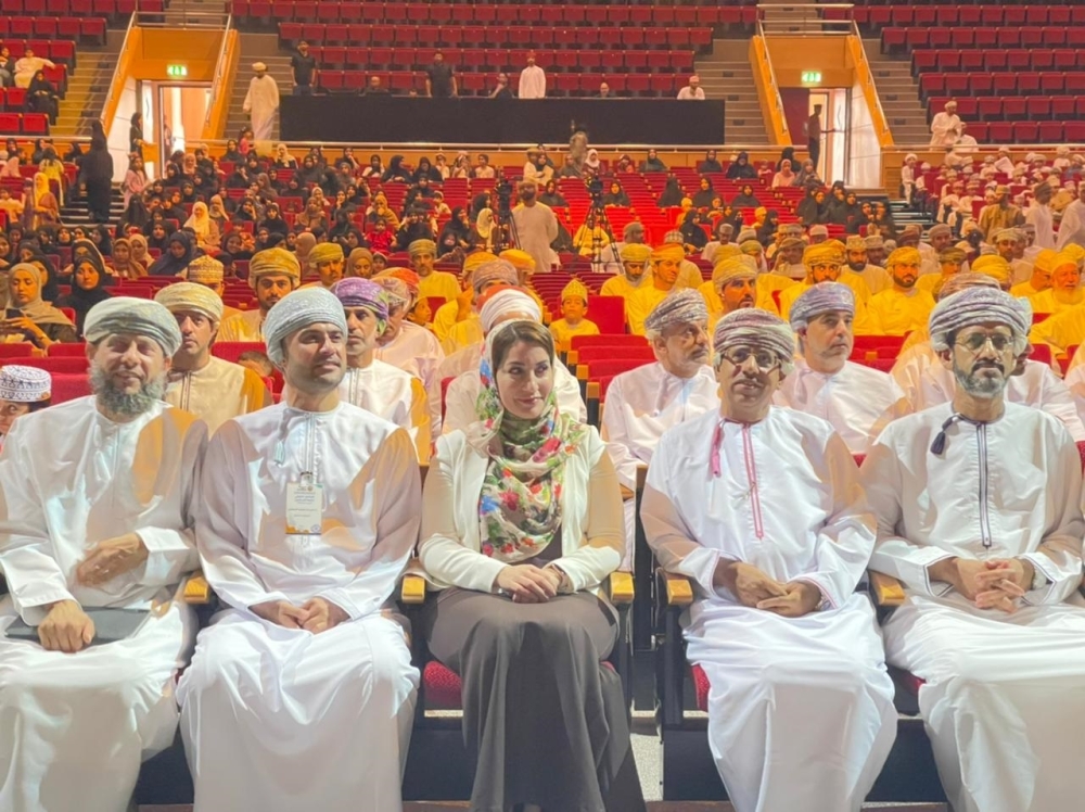 700 طالب وطالبة ينهون 9 برامج تدريبية في “صيفي المدارس”