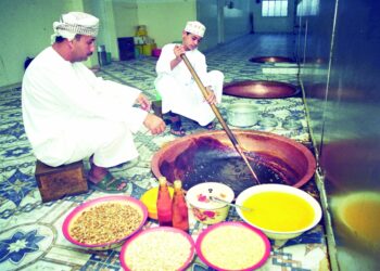 سلطنة عُمان تحتفل اليوم بعيد الأضحى المبارك بوهج فرائحي مغاير