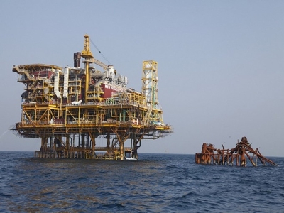 With world in energy shock, Saudi oil cushion gets very thin 1 With world in energy shock, Saudi oil cushion gets very thin
