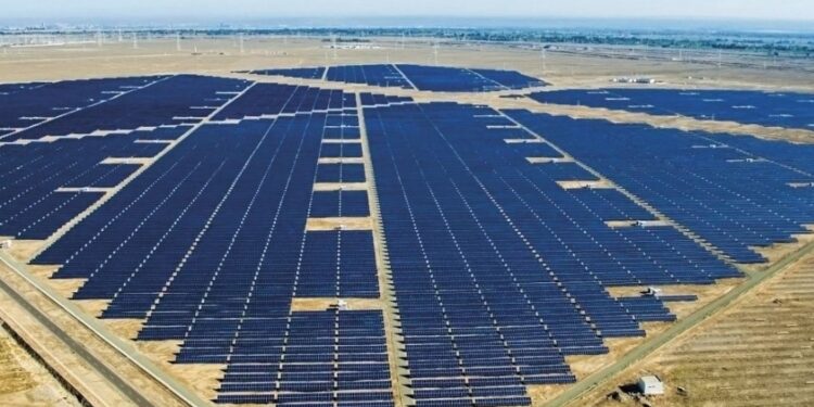 “الطاقة المتجددة” في عُمان واعدة.. ومواردها متوفرة وقابلة للتطوير