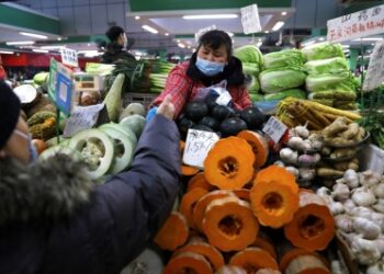 China's factory inflation cools counter to global trends