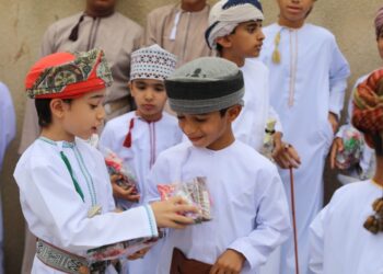 اهتمام خاص بعيدية الأطفال في قرية النصيب بإبراء