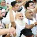 الحجاج العمانيون يرمون الجمرات ويواصلون المبيت في منى لغير المتعجلين