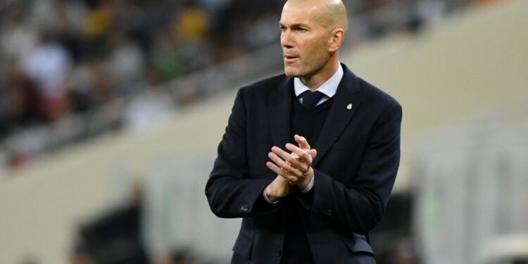 زيدان رفض تدريب سان جيرمان بسبب المنتخب !