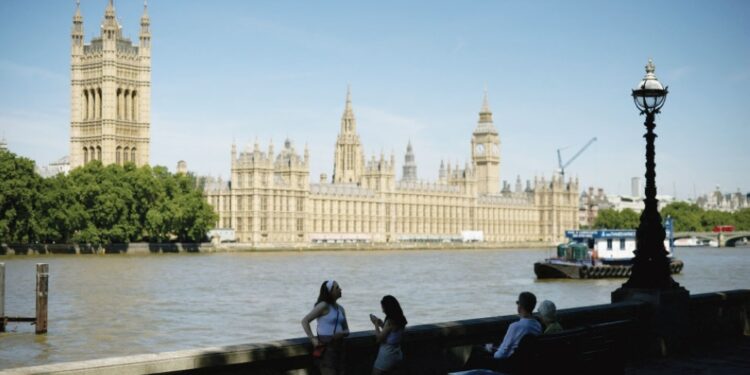 تحديات تواجه النظام التجاري الليبرالي.. 1 تحديات تواجه النظام التجاري الليبرالي..