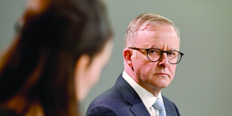 رئيس الوزراء الأسترالي” يستبعد الاستجابة” لمطالب الصين لتحسين العلاقات