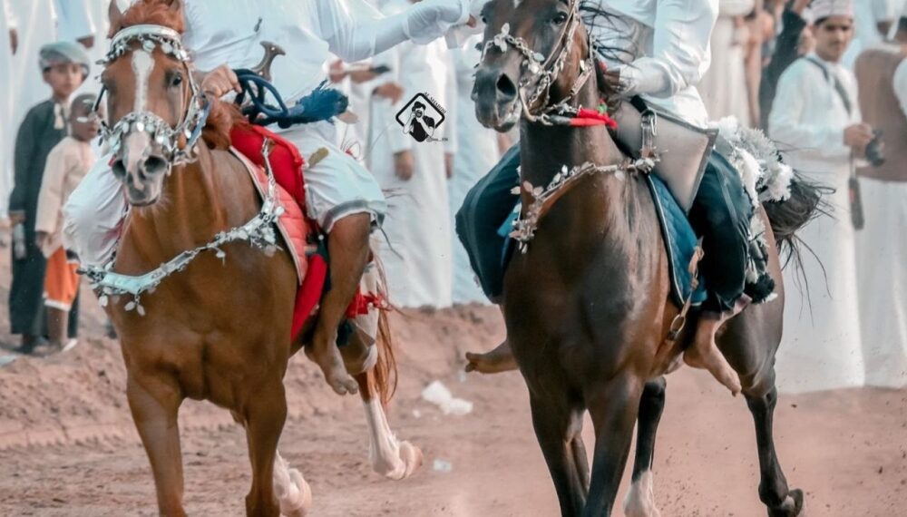 مشاركة واسعة في سباق الخيل بسمد الشأن