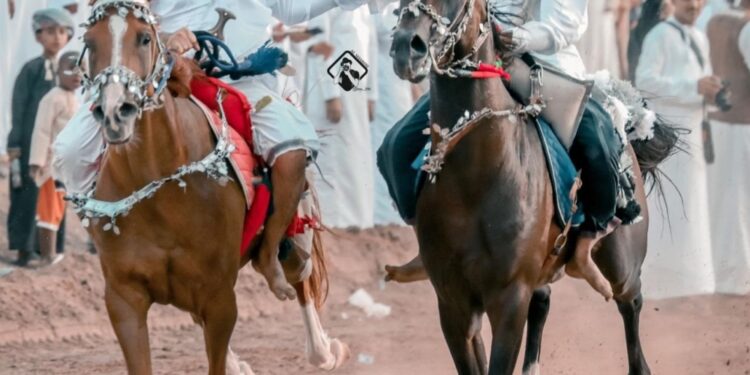 مشاركة واسعة في سباق الخيل بسمد الشأن
