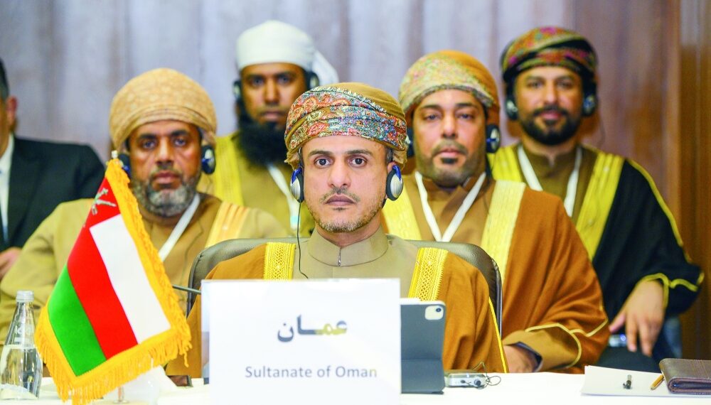 سلطنة عمان تؤكد ضرورة مكافحة التصحر والعواصف الرملية والترابية 1 سلطنة عمان تؤكد ضرورة مكافحة التصحر والعواصف الرملية والترابية