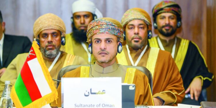 سلطنة عمان تؤكد ضرورة مكافحة التصحر والعواصف الرملية والترابية 1 سلطنة عمان تؤكد ضرورة مكافحة التصحر والعواصف الرملية والترابية