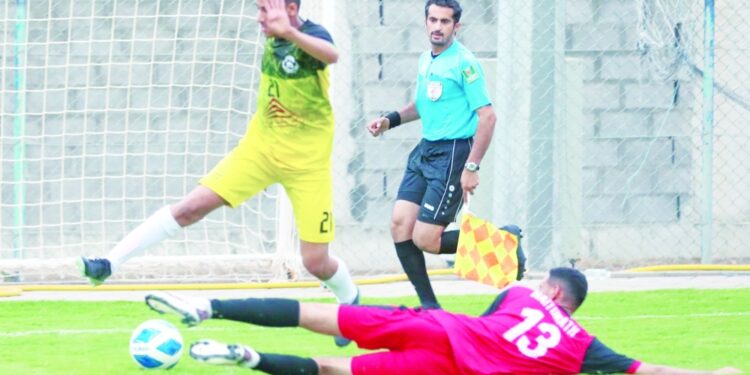 4 انتصارات في المنافسات الكروية بنزوى 1 4 انتصارات في المنافسات الكروية بنزوى