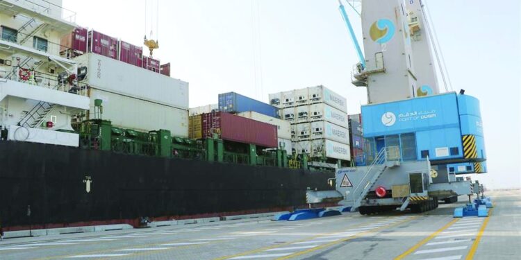 سلطنة عمان وألمانيا.. علاقات اقتصادية قوية منذ عقود
182.2 مليون ريال حجم التبادل التجاري بين البلدين.. و177 شركة ألمانية مستثمرة في سلطنة عمان