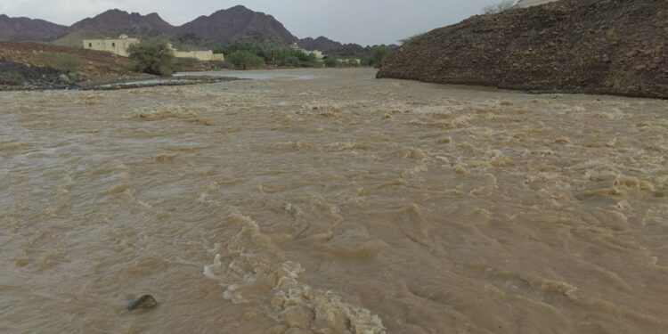 منخفض مداري شرق بحر العرب.. ولا تأثيرات على سلطنة عمان خلال الـ 3 الأيام القادمة 1 منخفض مداري شرق بحر العرب.. ولا تأثيرات على سلطنة عمان خلال الـ 3 الأيام القادمة