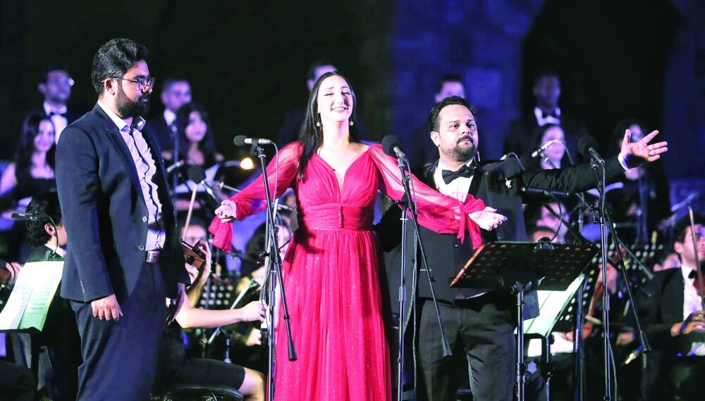 الموسيقى السيمفونية تنساب من جديد في القصر الأثري بمدينة الجم 1 الموسيقى السيمفونية تنساب
من جديد في القصر الأثري بمدينة الجم
