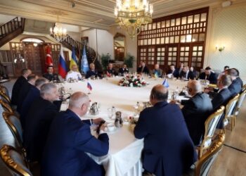 Ukraine targets grain exports breakthrough at talks