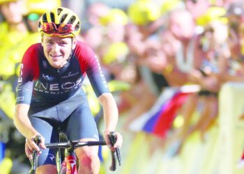 طواف فرنسا: فوز أول لبيدكوك والصدارة تبقى لفينجيجارد