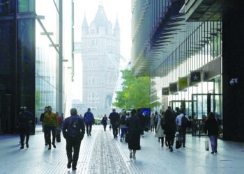 النقد الدولي يدعو للتعاون وخفض التضخم وسط آفاق اقتصادية تزداد “قتامة”