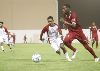 تواصل الإثارة في الدورة الكروية بنادي الكامل والوافي