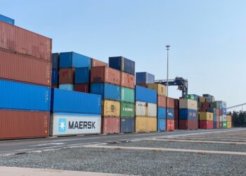 194 % زيادة في قيمة المبيعات المؤمن عليها بكريدت عُمان