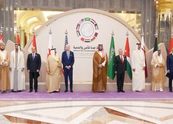 “قمة جدة” ترحب بالشراكة الاستراتيجية مع الولايات المتحدة وتؤكد على ضرورة حفظ أمن المنطقة