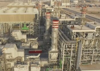 أسعار الكهرباء في سنغافورة ترتفع في إشارة إلى مزيد من التقلب