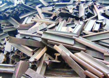 وقف تصدير خردة الحديد لدعم الصناعة وإيجاد بدائل محلية