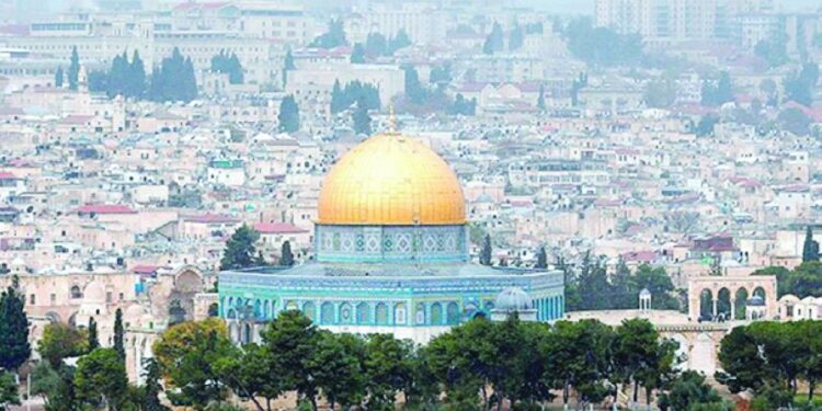 الخارجية الفلسطينية تحمل الاحتلال مسؤولية جرائم المستوطنين
اشتية: فلسطين حاضرة عند العرب رغم محاولات إسرائيل تغييبها 1 الخارجية الفلسطينية تحمل الاحتلال مسؤولية جرائم المستوطنين
اشتية: فلسطين حاضرة عند العرب رغم محاولات إسرائيل تغييبها