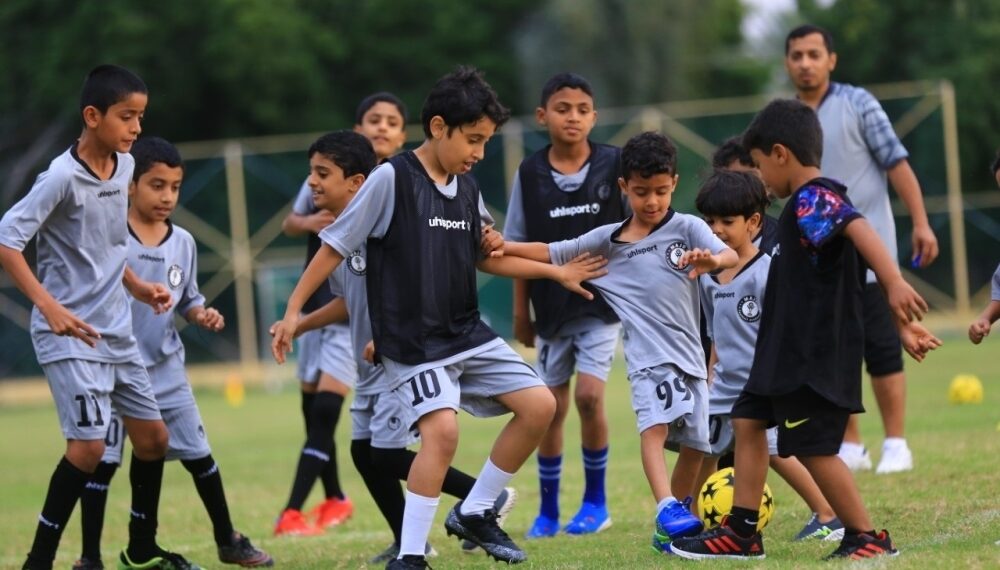 اتحاد الكرة يحث الأندية على الاستفادة من مدارس تعليم الكرة 1 اتحاد الكرة يحث الأندية على الاستفادة من مدارس تعليم الكرة