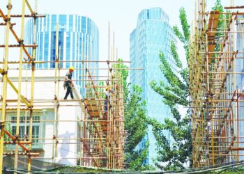 الصين تواجه شبح خسارة ورقة القوة العاملة الكبيرة