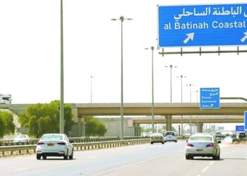 استكمال مشروع طريق الباطنة الساحلي بطول21 كم