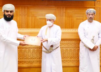 رفع كفاءة الموظفين القانونيين في مباشرة الدعاوى وإبداء المشورة القانونية