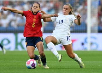 Stanway stunner sends England past Spain into Euro semis