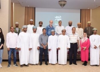 Dhofar Municipality chief meets reporters of Arab, foreign news agencies