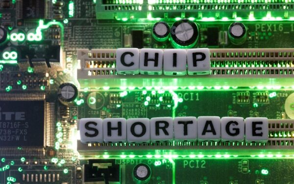 Global manufacturers see chip shortage easing