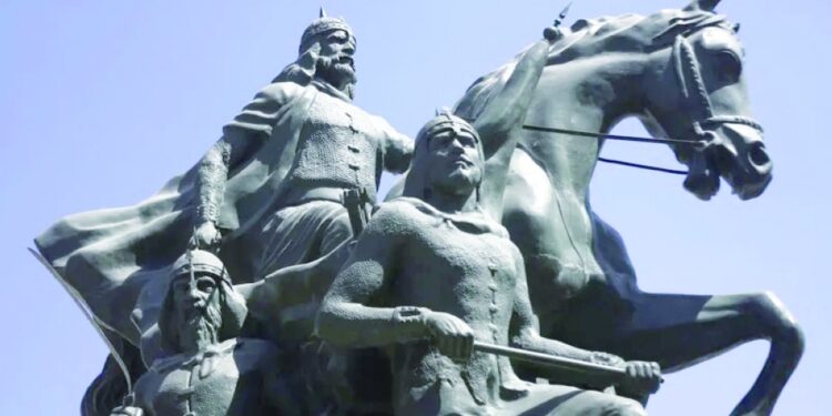 وفاة منفذ تمثال صلاح الدين في دمشق