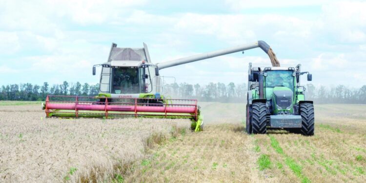 روسيا واوكرانيا توقعان على اتفاق لتصدير الحبوب.. وتوقعات بتنفيذه خلال أسابيع