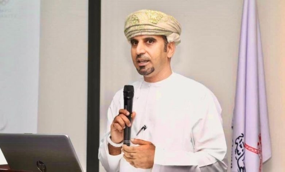 هشام العدواني يدير برنامج تدريب مدربي القيم الأولمبية بقطر