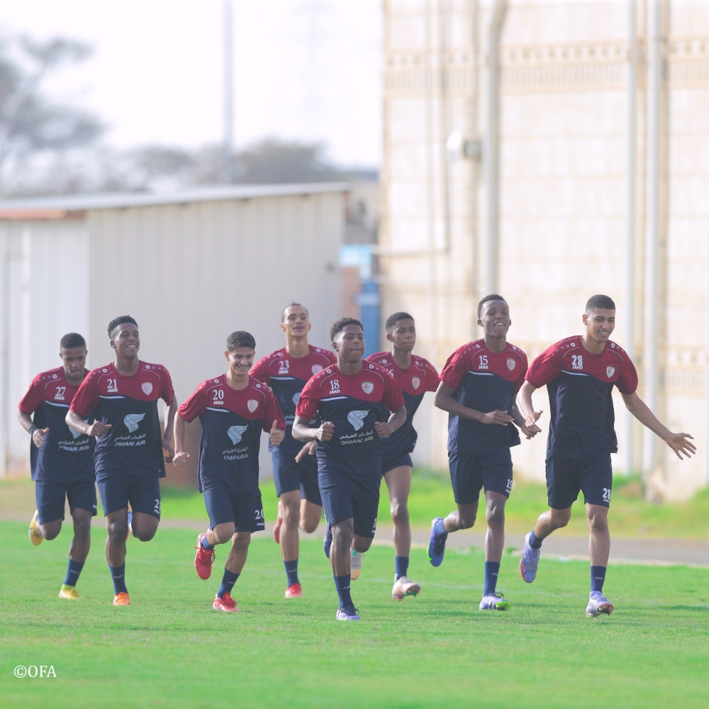 الأحمر الشاب يتربص بنقاط الصومال في كأس العرب.. غداً
