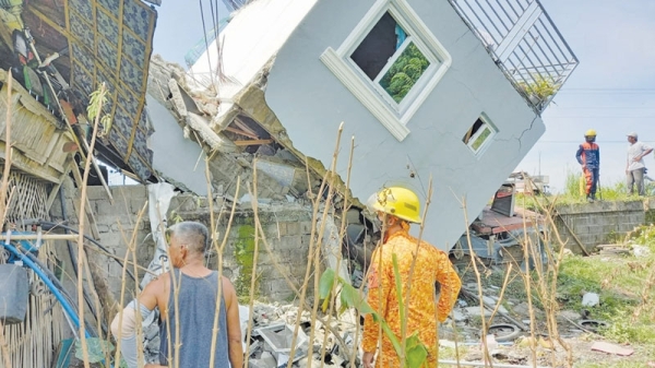 5 dead, 64 hurt as quake hits Philippines