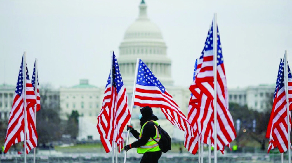 كيف يرى الأمريكيون دورهم في العالم؟