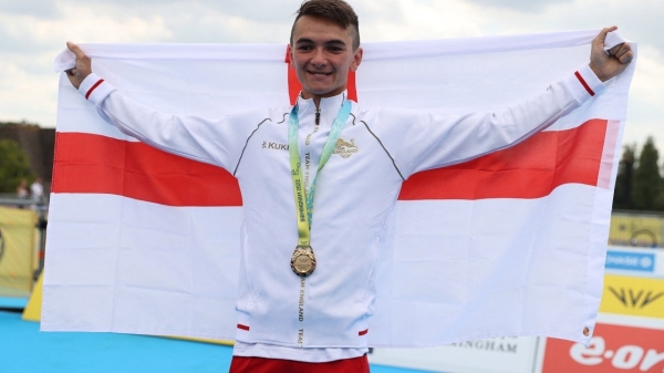English triathlete Yee wins first gold of Commonwealth Games