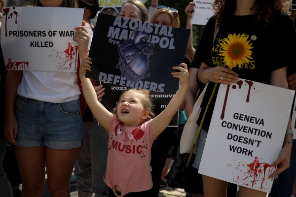 Ukraine says over 100 Russian soldiers killed in Kherson fighting