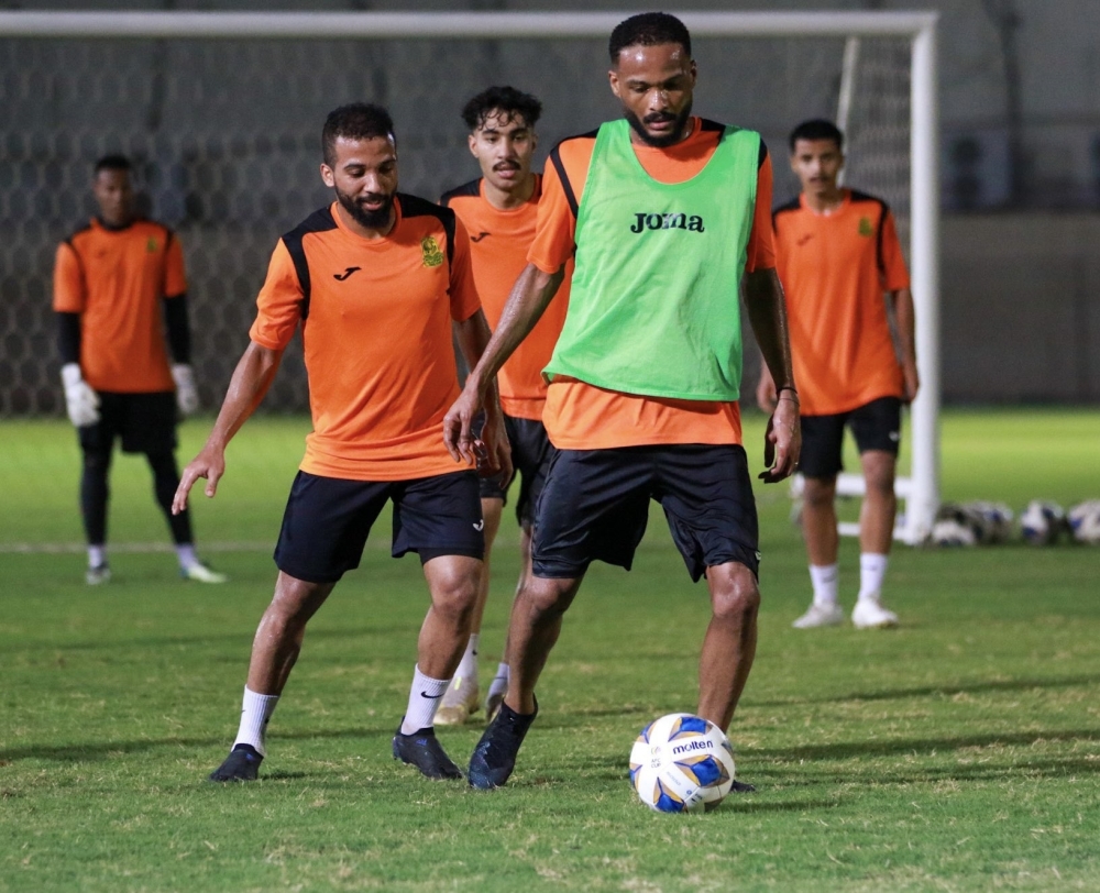 السيب والنهضة يواصلان تدريباتهما استعدادا لكأس السوبر