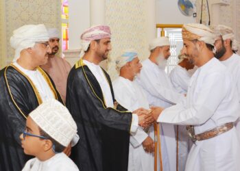 محافظ شمال الشرقية يؤدي صلاة عيد الأضحى المبارك بالمضيبي