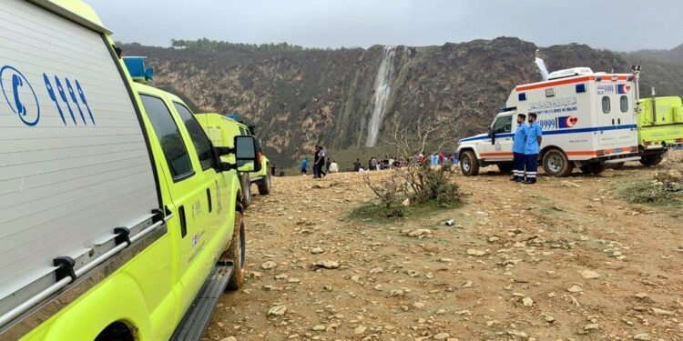 بيان هيئة الدفاع المدني والإسعاف: غلق المواقع السياحية لحين انتهاء الحالة الجوية
