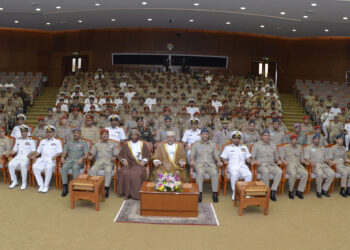 تخريج الدورة ال35 لكلية القيادة والأركان المشتركة بأكاديمية الدراسات الإستراتيجية والدفاعية